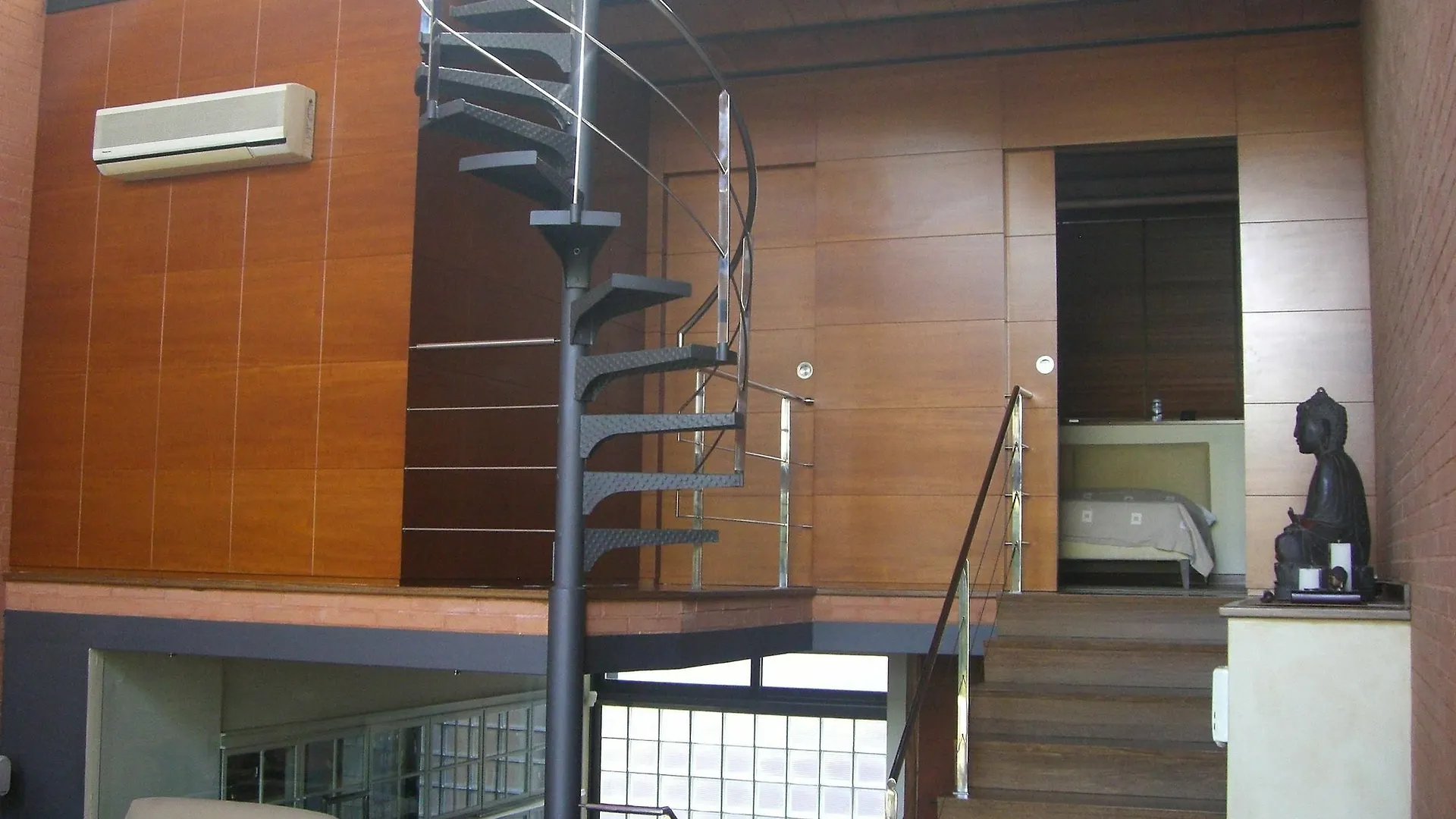 דירה ברצלונה City Center Private Zen House With Pool, Garden